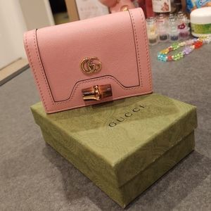✨️100%authentic Gucci Diana pink wallet